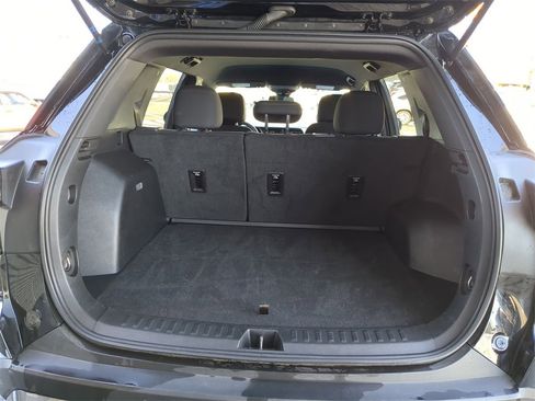 Used 2025 GMC Terrain Elevation image 28