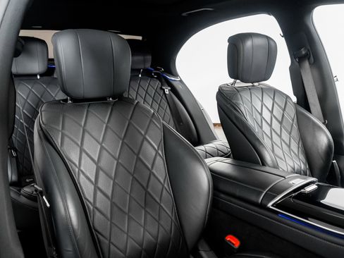 Used 2021 Mercedes-Benz S 500 S 500 image 32