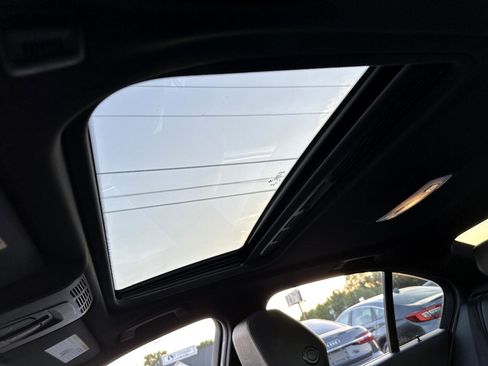 Used 2017 BMW 330i xDrive 330i xDrive SULEV Sedan image 16