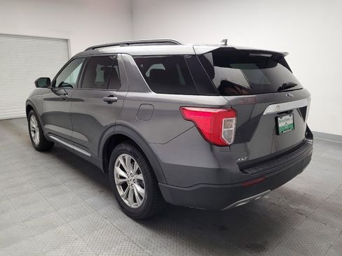 Used 2020 Ford Explorer XLT w/ Equipment Group 202A RWD image 5