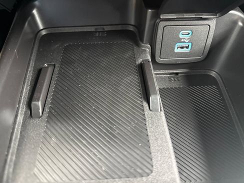 New 2025 Ford Bronco 4-Door image 30