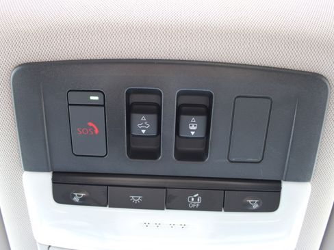 Certified 2024 Nissan Rogue SV w/ SV Premium Package image 24