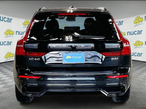 Used 2024 Volvo XC60 B5 Plus image 5