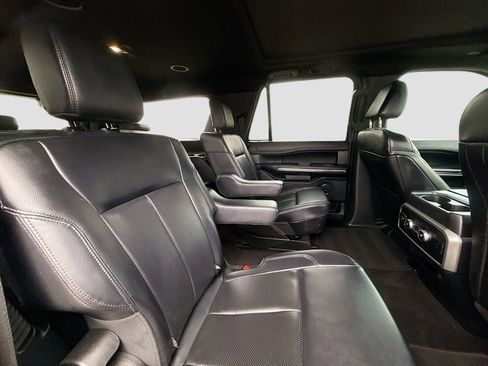 Used 2021 Ford Expedition Max XLT image 34