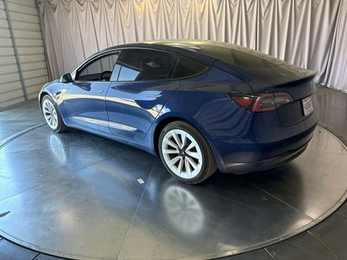 Used 2022 Tesla Model 3 Long Range AWD/4WD image 7