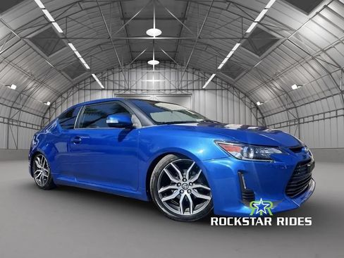 Used 2014 Scion tC FWD image 32