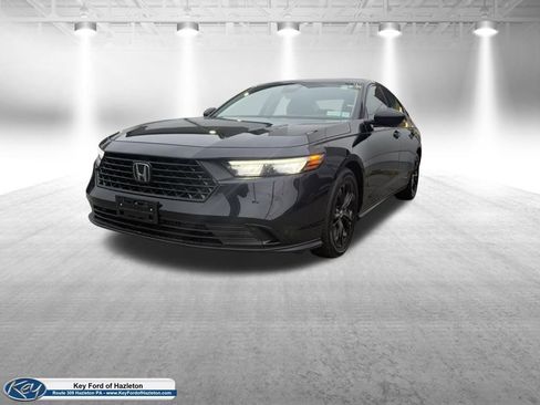 Used 2025 Honda Accord SE image 3