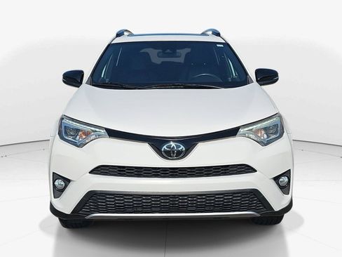 Used 2017 Toyota RAV4 SE AWD/4WD image 9
