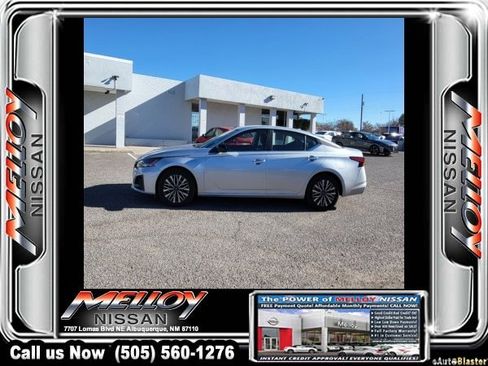 Used 2025 Nissan Altima 2.5 SV image 2