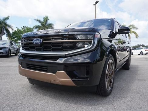 Used 2025 Ford Expedition Max King Ranch AWD/4WD image 24