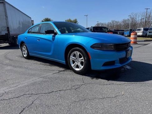 Used 2023 Dodge Charger SXT w/ Cold Weather Package image 9