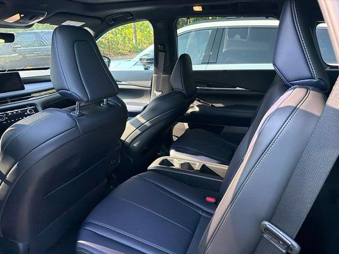 Used 2026 INFINITI QX60 Sport w/ Dark Cargo Package AWD/4WD image 7