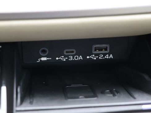 Used 2023 Subaru Outback Limited XT AWD/4WD image 25