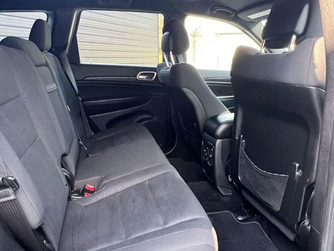 Used 2014 Jeep Grand Cherokee Laredo w/ Quick Order Package 23E image 12