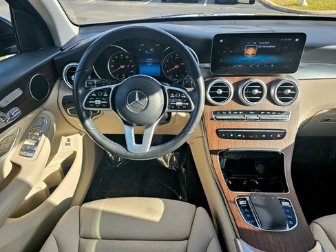 Certified 2022 Mercedes-Benz GLC 300 4MATIC image 31