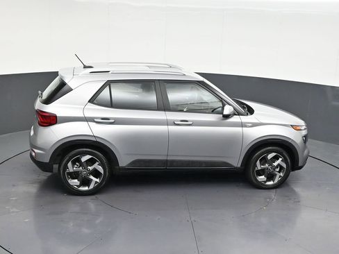 Used 2023 Hyundai Venue SEL w/ Cargo Package FWD image 21