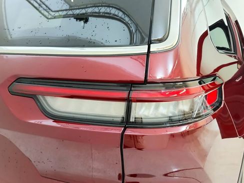 Used 2023 Jeep Grand Cherokee L Laredo w/ Luxury Tech Group I image 15