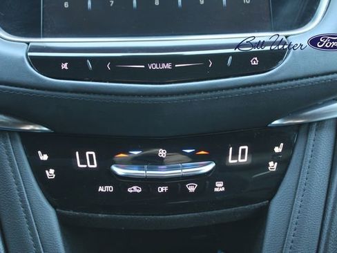 Used 2019 Cadillac XT5 Platinum image 19