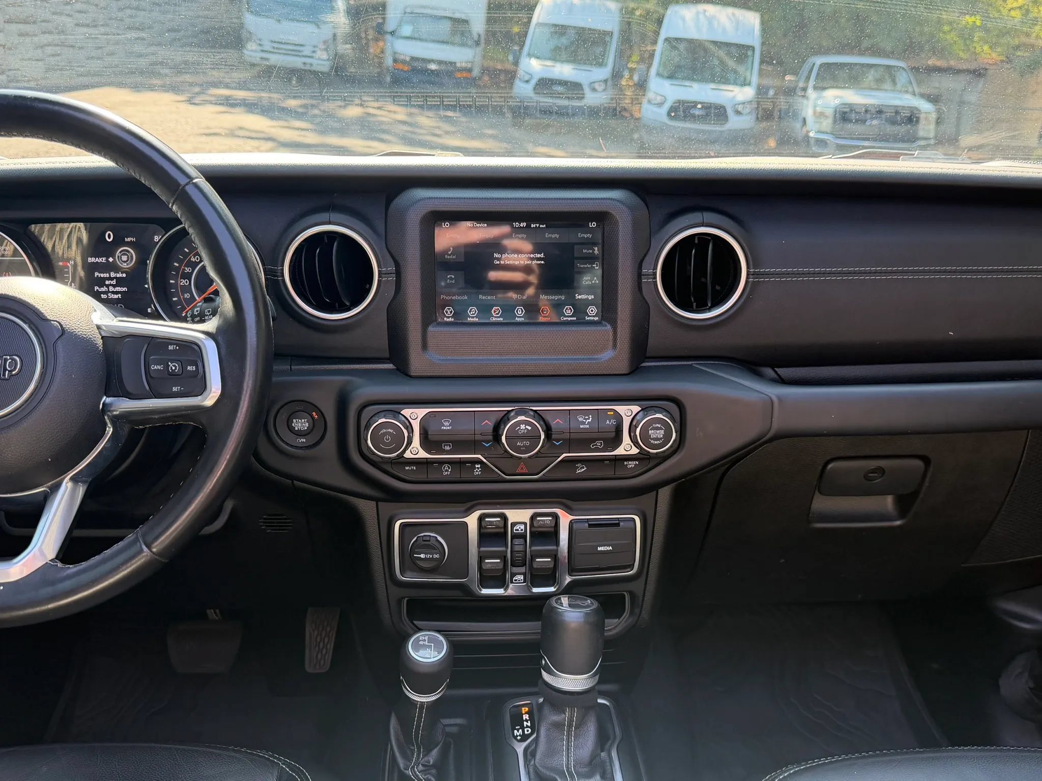Used 2019 Jeep Wrangler Unlimited Sahara w/ LED Lighting Group AWD/4WD image 18