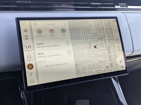 Certified 2025 Land Rover Range Rover Sport image 13