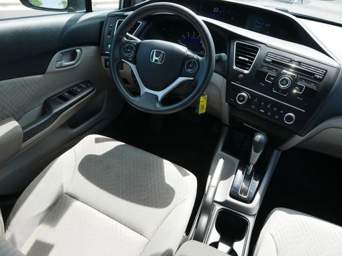 Used 2014 Honda Civic LX image 9