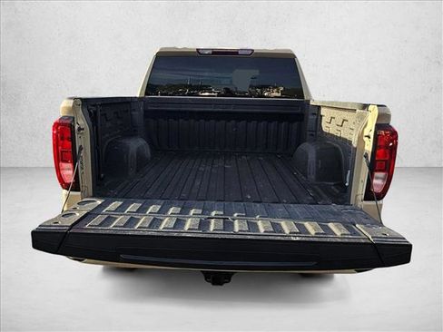 Used 2022 GMC Sierra 1500 Elevation w/ LPO, Elevation Black Package image 6