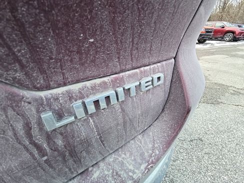 Used 2022 Jeep Grand Cherokee Limited w/ MOPAR Finishing Package image 15