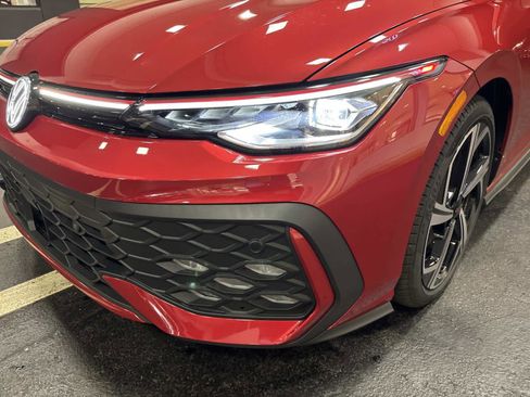 New 2026 Volkswagen GTI SE image 9