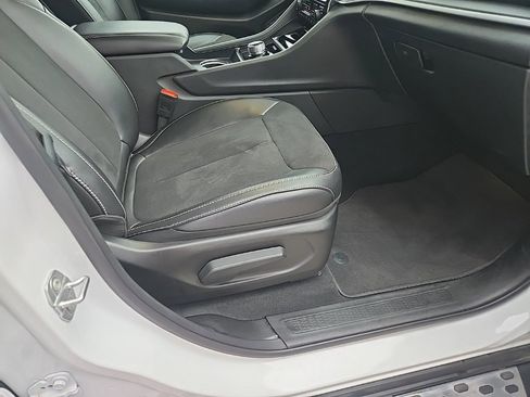 Used 2024 Jeep Grand Cherokee Altitude image 72