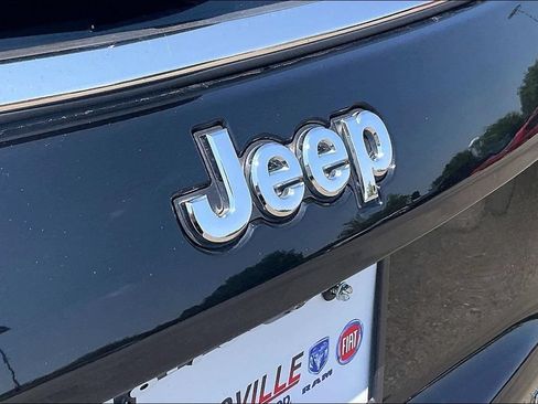 Used 2022 Jeep Compass Limited w/ Elite Group AWD/4WD image 14