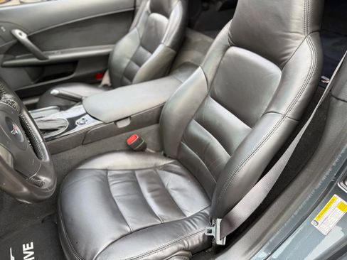 Used 2009 Chevrolet Corvette Coupe image 33