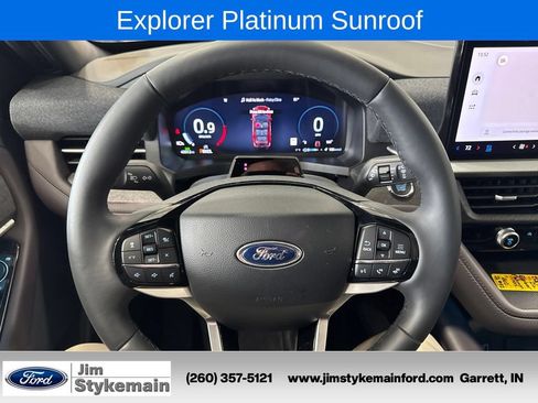 Used 2026 Ford Explorer Platinum AWD/4WD image 21