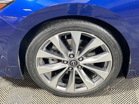 Used 2023 Nissan Maxima Platinum w/ Sport Mat Group image 27