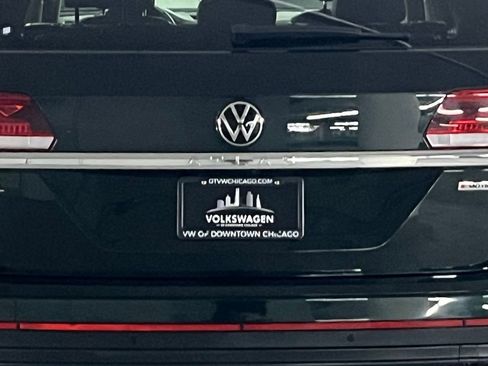 Used 2021 Volkswagen Atlas SEL Premium image 37