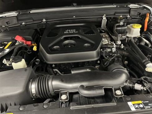 Used 2022 Jeep Wrangler Unlimited Rubicon 4xe w/ Cold Weather Group image 38