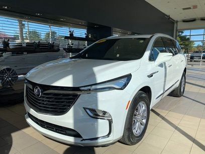 Certified 2024 Buick Enclave Essence