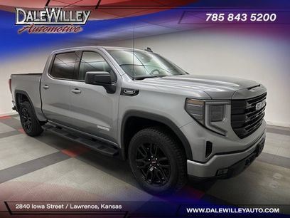 New 2025 GMC Sierra 1500 Elevation w/ LPO, Elevation Black Package