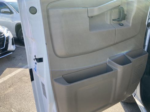 Used 2019 Chevrolet Express 2500 w/ Driver Convenience Package RWD image 11