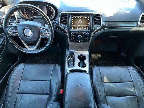 Used 2017 Jeep Grand Cherokee Limited w/ Luxury Group II RWD image 12