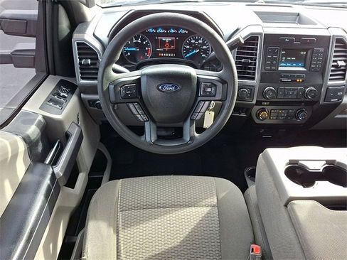 Used 2017 Ford F250 XLT w/ XLT Value Package image 2