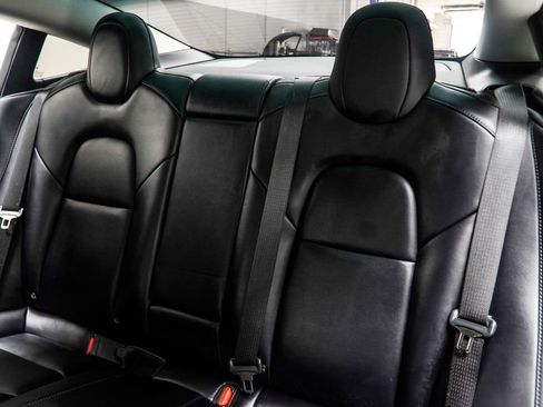 Used 2023 Tesla Model 3 Performance image 29