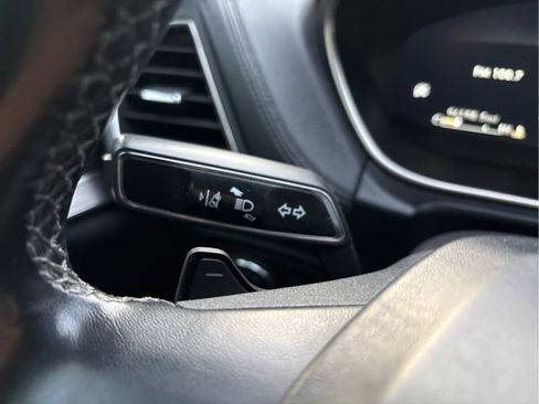 Used 2019 Lincoln Nautilus Select image 25