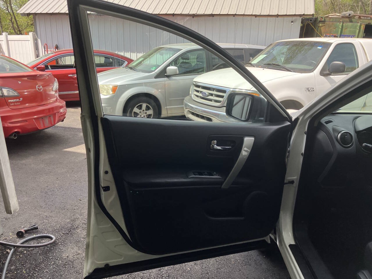 Used 2012 Nissan Rogue S FWD image 15