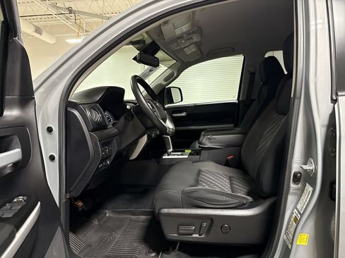 Used 2021 Toyota Tundra SR5 w/ TRD Off-Road Package AWD/4WD image 19