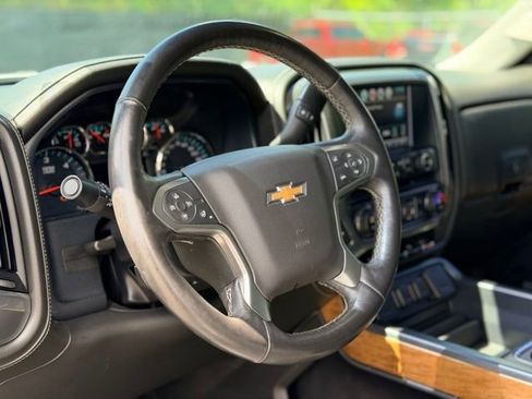 Used 2016 Chevrolet Silverado 1500 LTZ w/ LTZ Plus Package AWD/4WD image 9
