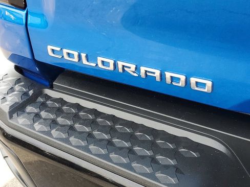 Used 2023 Chevrolet Colorado Z71 w/ Z71 Convenience Package 2 AWD/4WD image 35