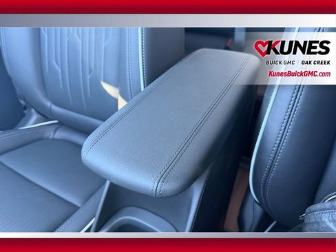 New 2026 Buick Encore GX Avenir w/ Avenir Convenience Package image 18