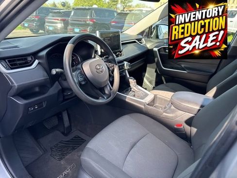 Used 2023 Toyota RAV4 XLE AWD/4WD image 8