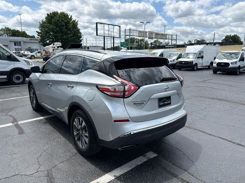 Used 2018 Nissan Murano SV AWD/4WD image 6