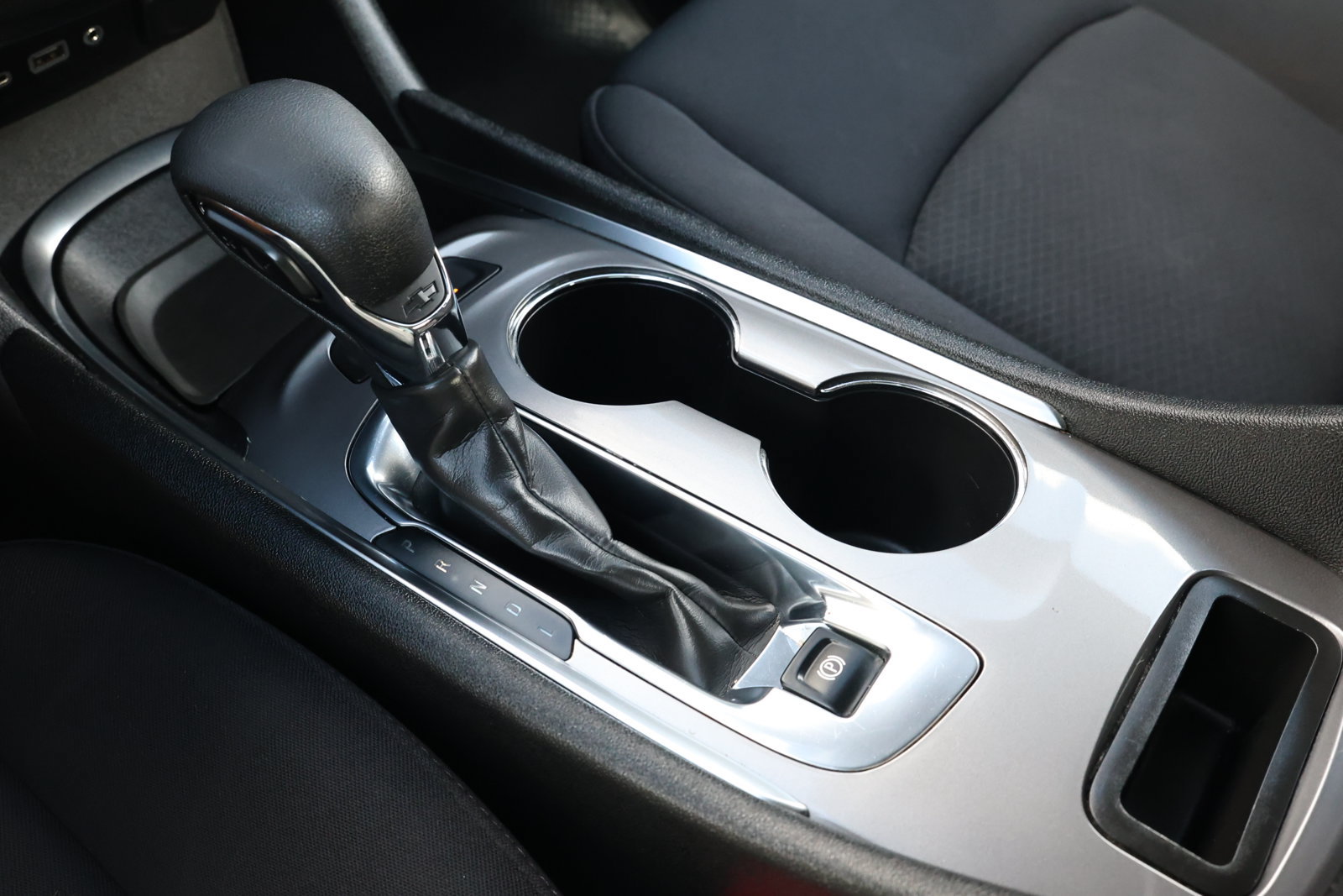 Used 2025 Chevrolet Malibu LT FWD image 23